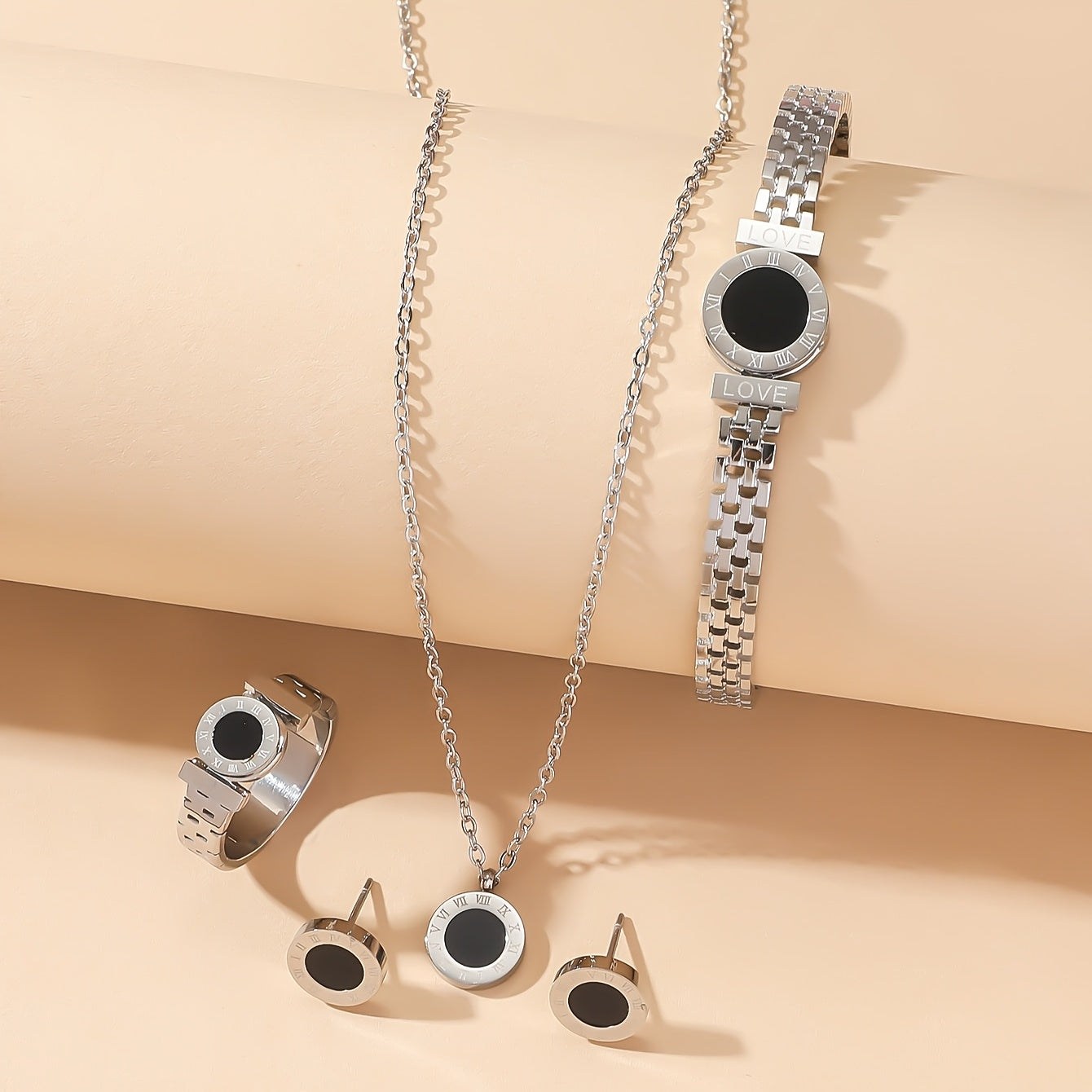 Ensemble élégant 4 pièces – Collier, bracelet, bague et boucles d’oreilles avec médaillon noir