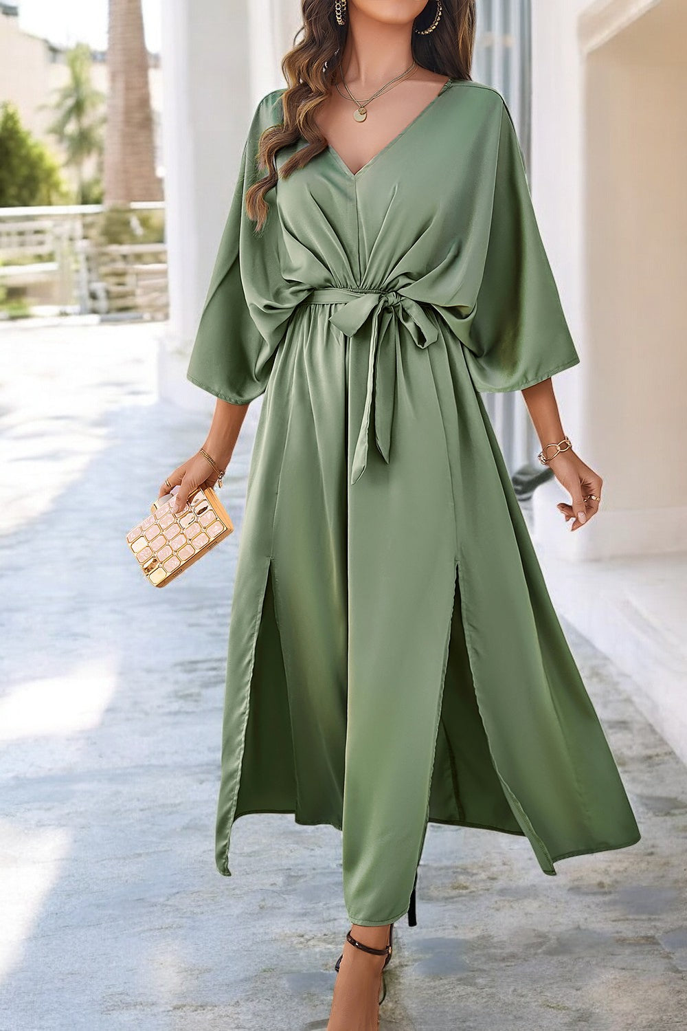 Colette - Robe fendue, décolleté en V et manches nouées