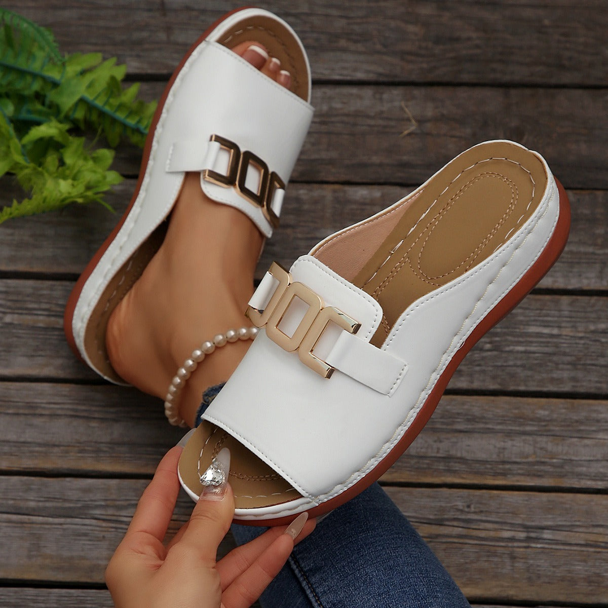 Sandales pour femmes avec boucle en métal à enfiler - Elena
