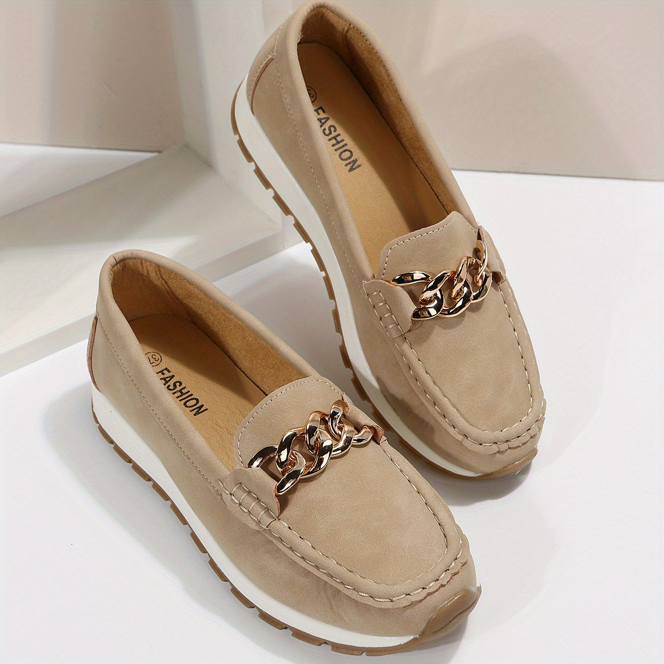 Victoire - Mocassins avec décoration en chaînes pour femmes
