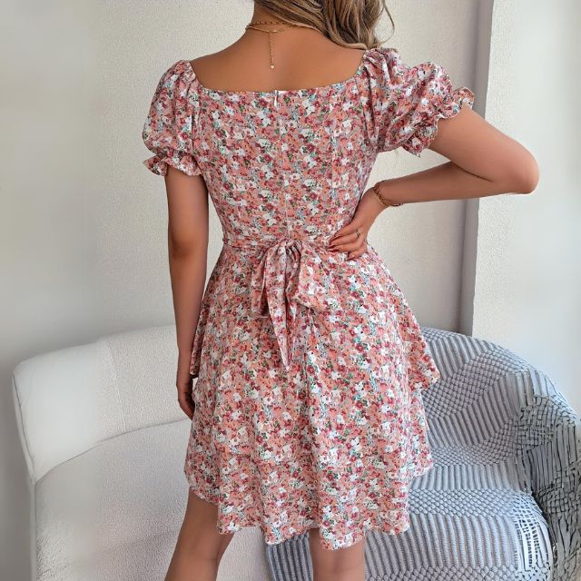 ANNA – Femme Robe à Encolure Cœur Élégante & Féminine