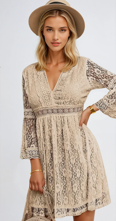 Solène - Robe décolletée en V avec manches en dentelle