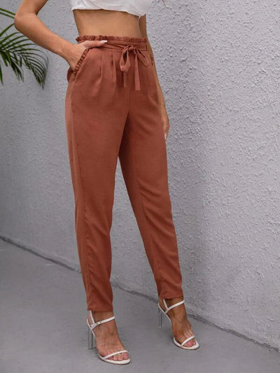 Karine | Pantalon serré avec cravate pour femme | travail