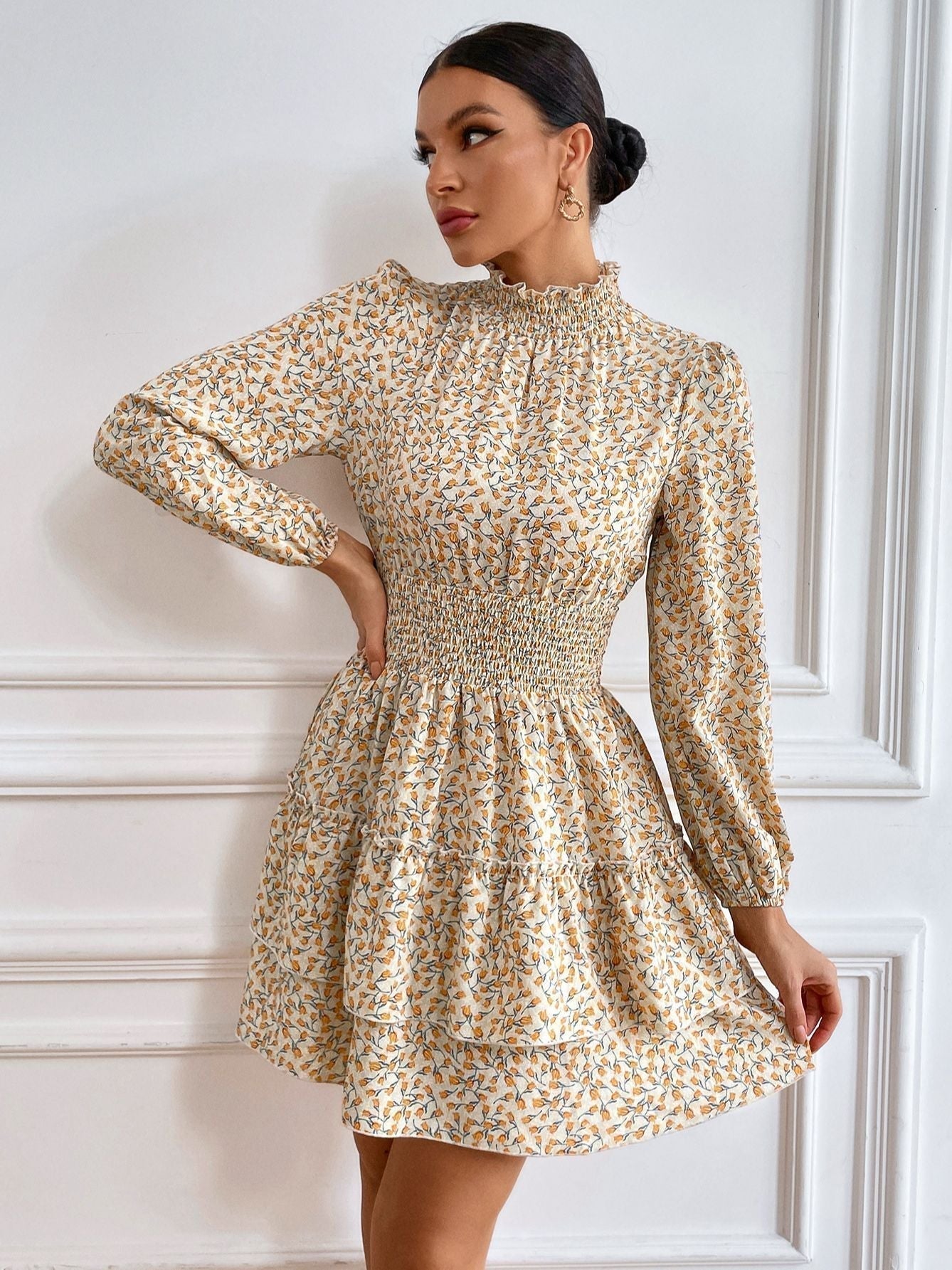 Noémie - Robe à motifs floraux Élégance féminine avec une touche ludique