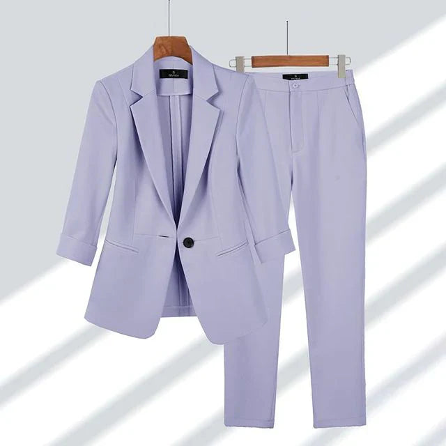Ensemble blazer et pantalon chic pour femmes