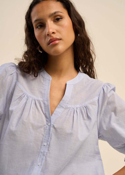 Chemise en coton avec col tunisien et détails froncés
