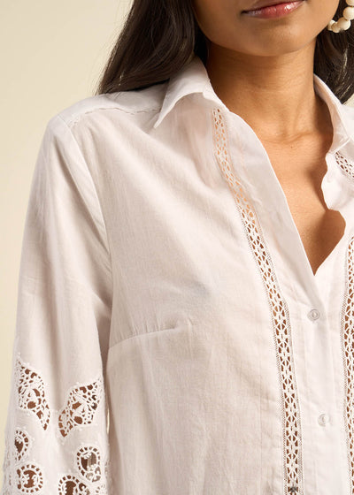 Chemise large à broderies