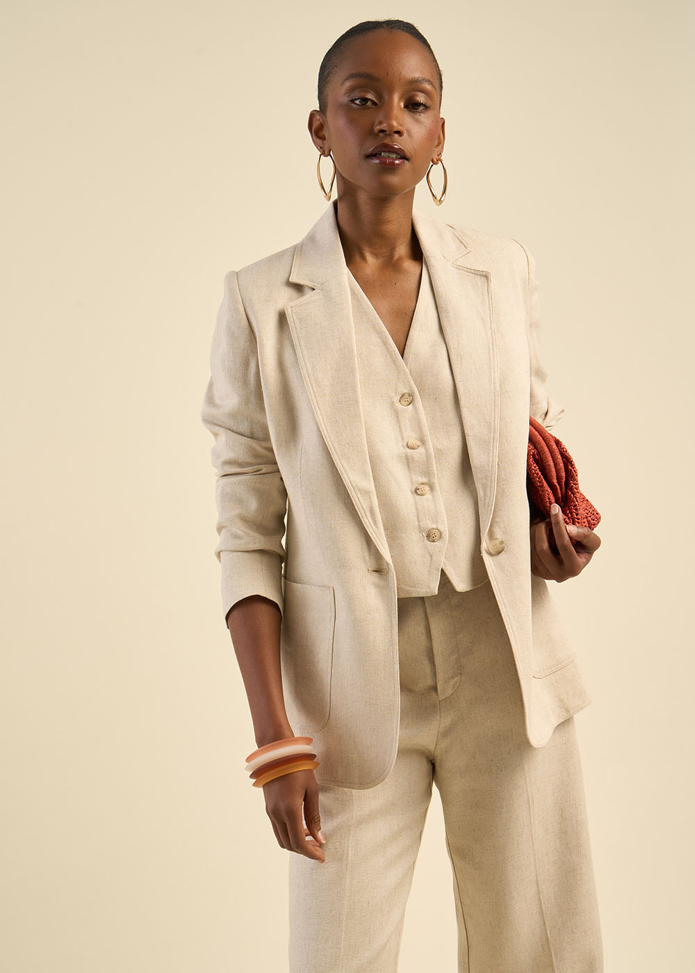 Veste de tailleur contenant du lin