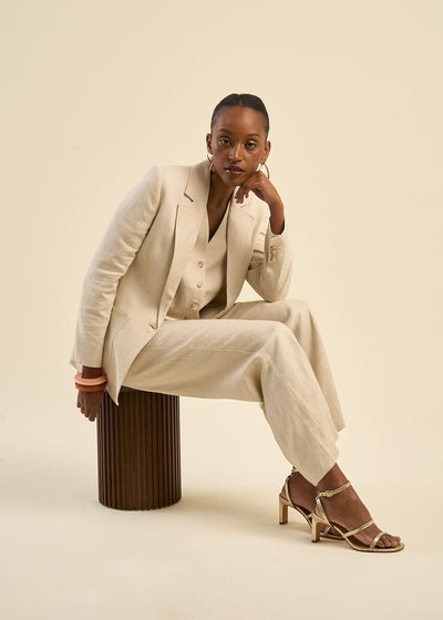 Veste de tailleur contenant du lin