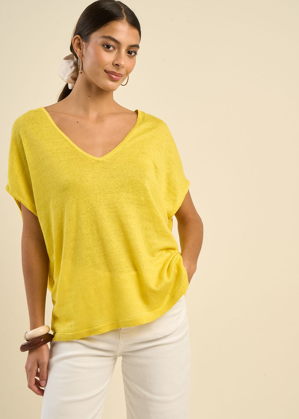 Pull sans manches col V 100% lin