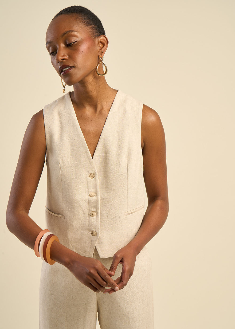 Gilet de costume contenant du lin