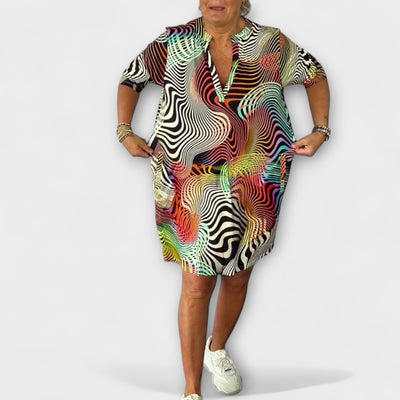 Liora - Robe colorée avec décolleté en V