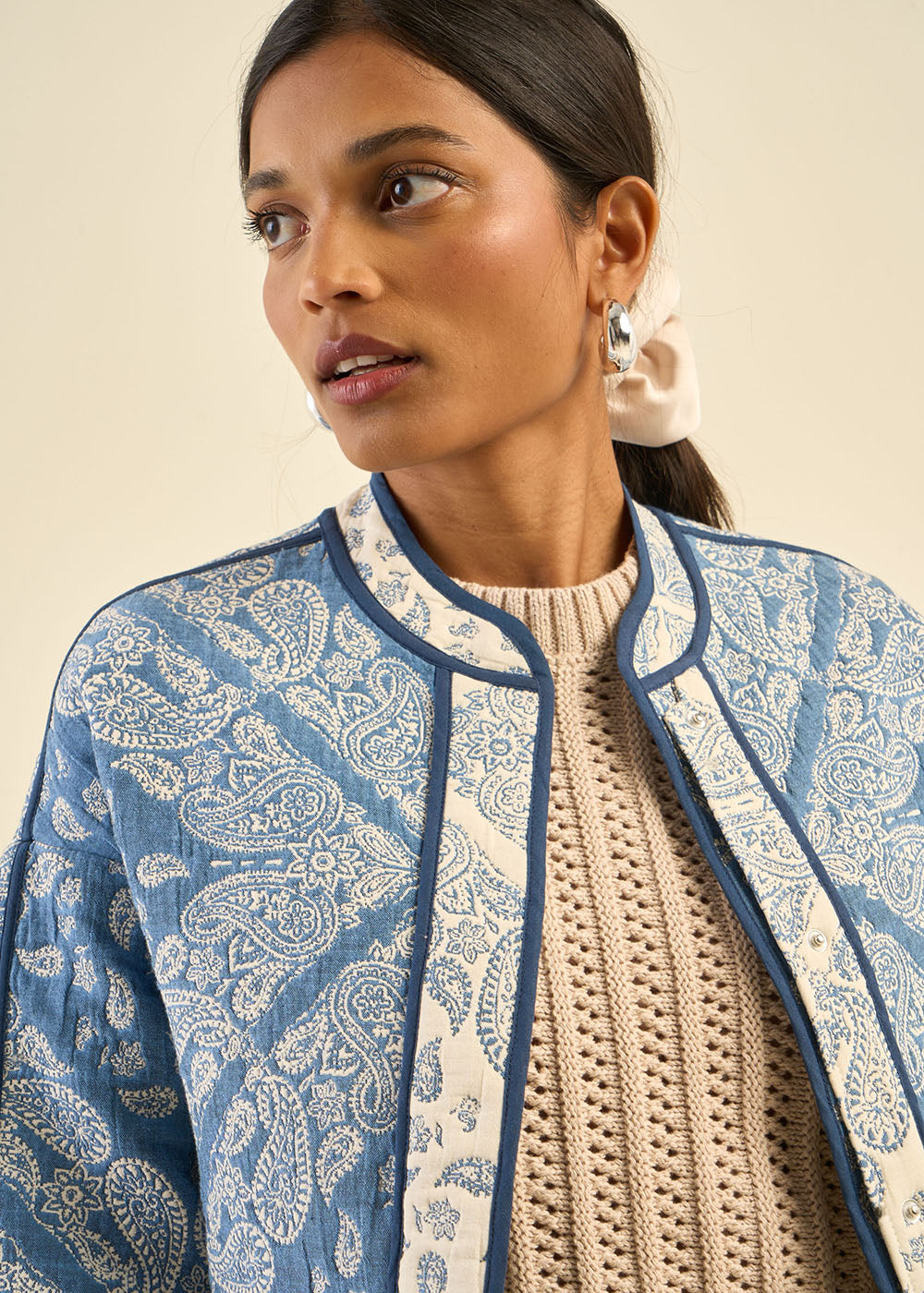 Veste jacquard au tissu effet bandana