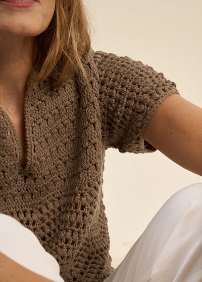 Pull en crochet à manches courtes