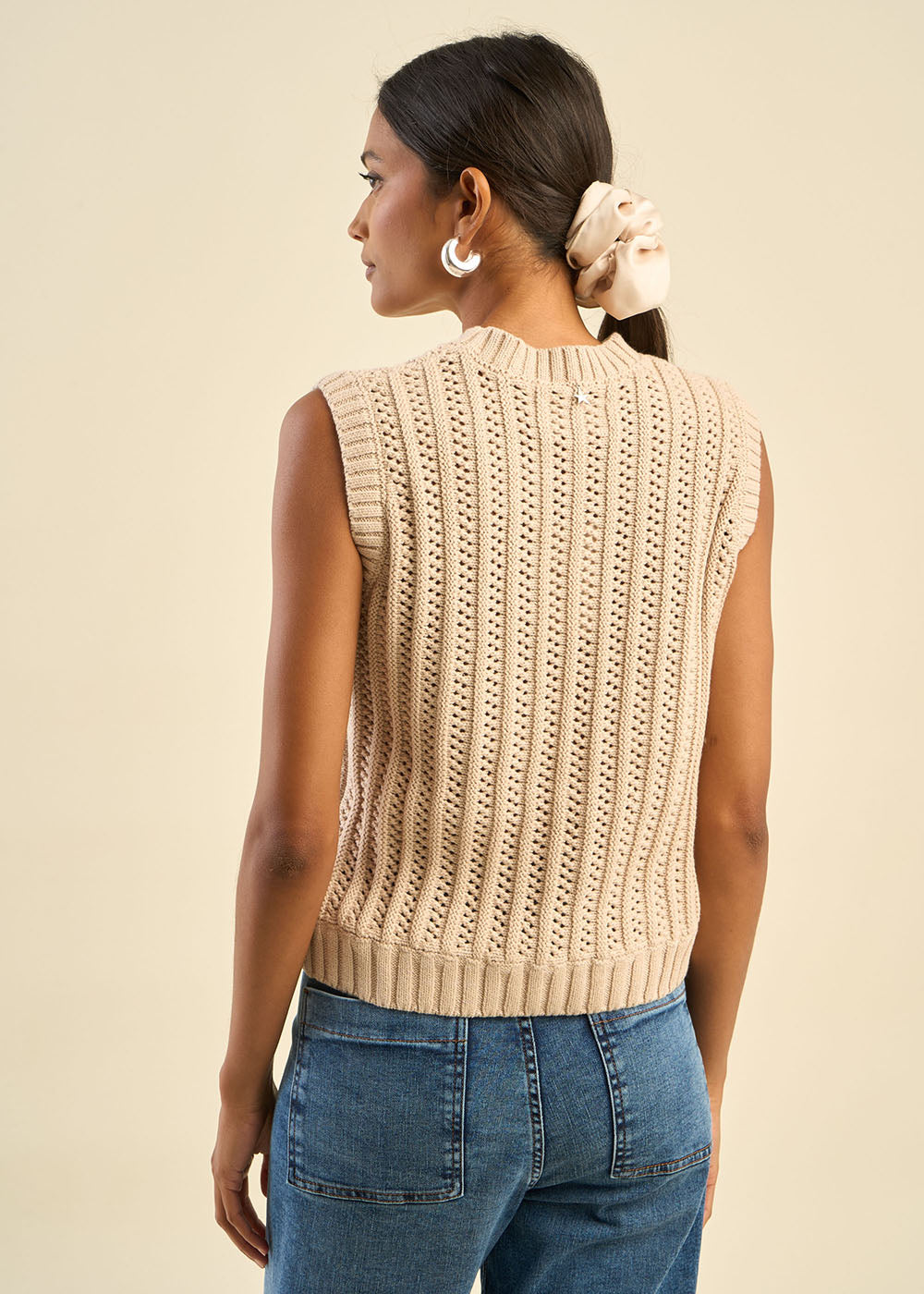 Pull sans manches à col rond