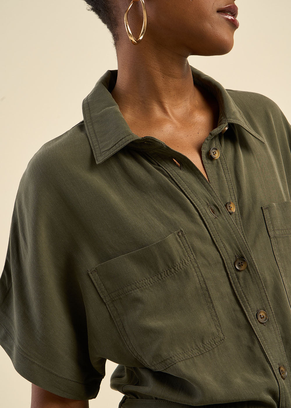 Combinaison col chemise à manches courtes