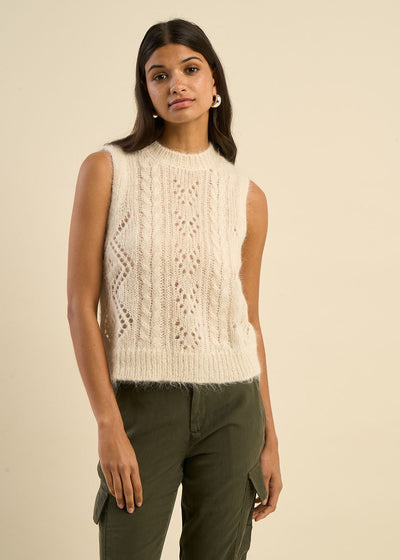 Pull à col rond sans manches torsadé