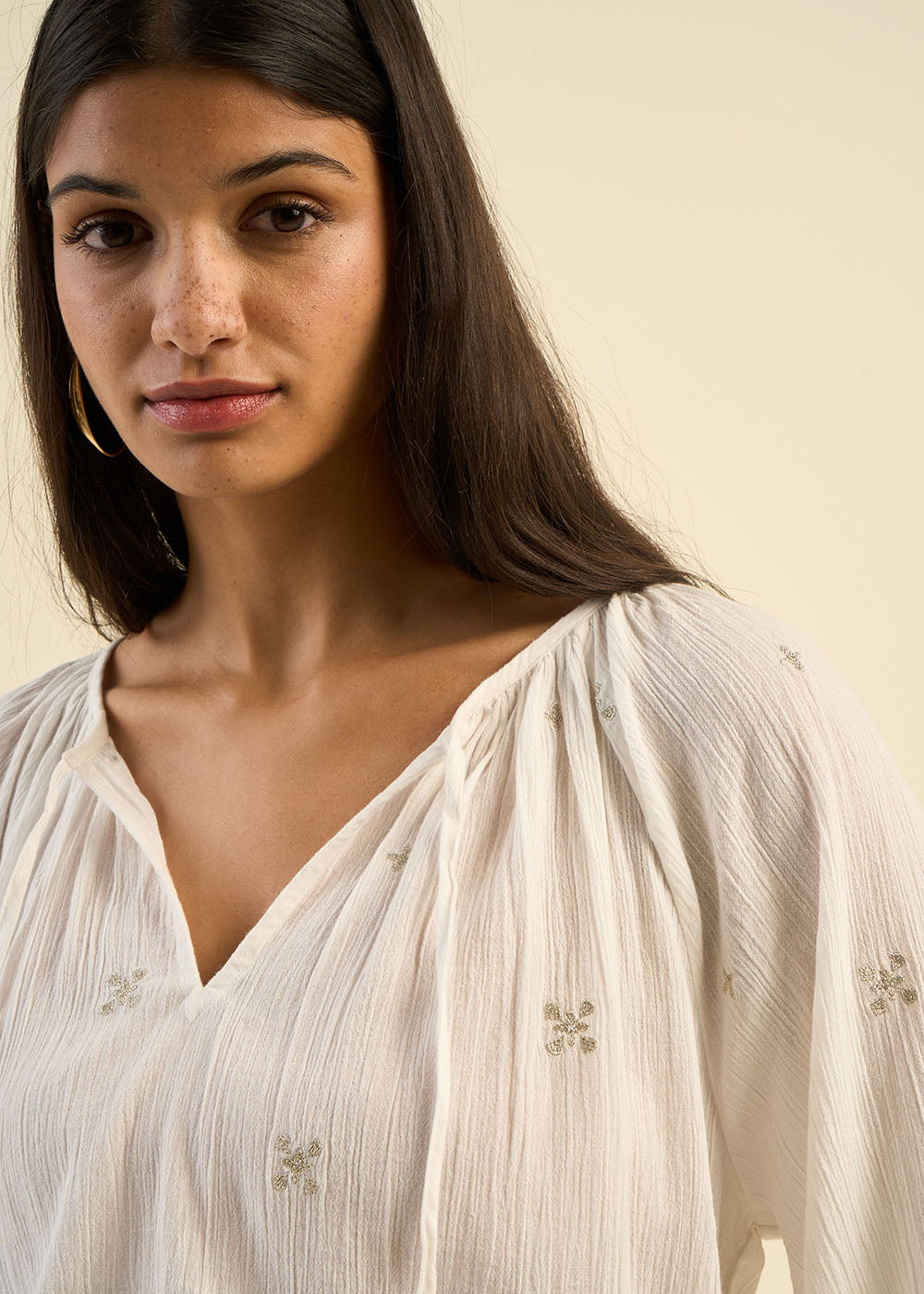 Blouse brodée