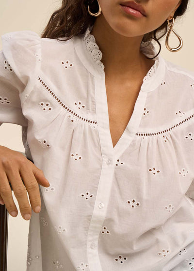 Chemise ample détails romantiques