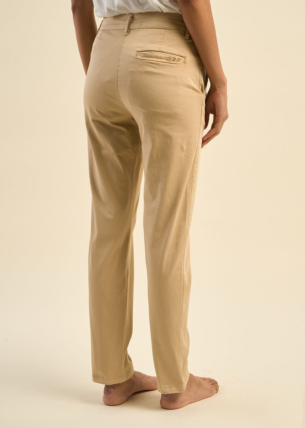 Pantalon chino taille basse