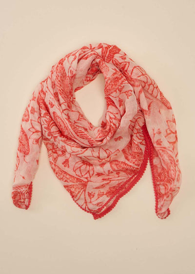 Foulard aux motifs floraux