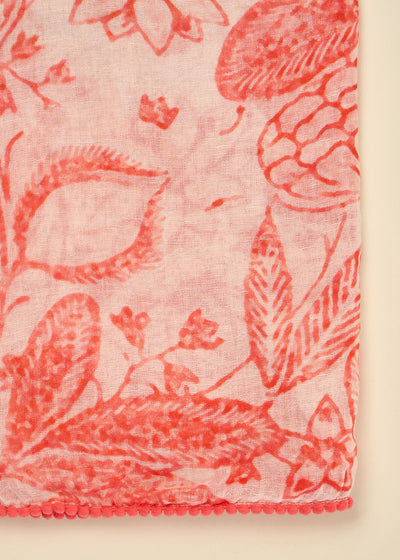 Foulard aux motifs floraux