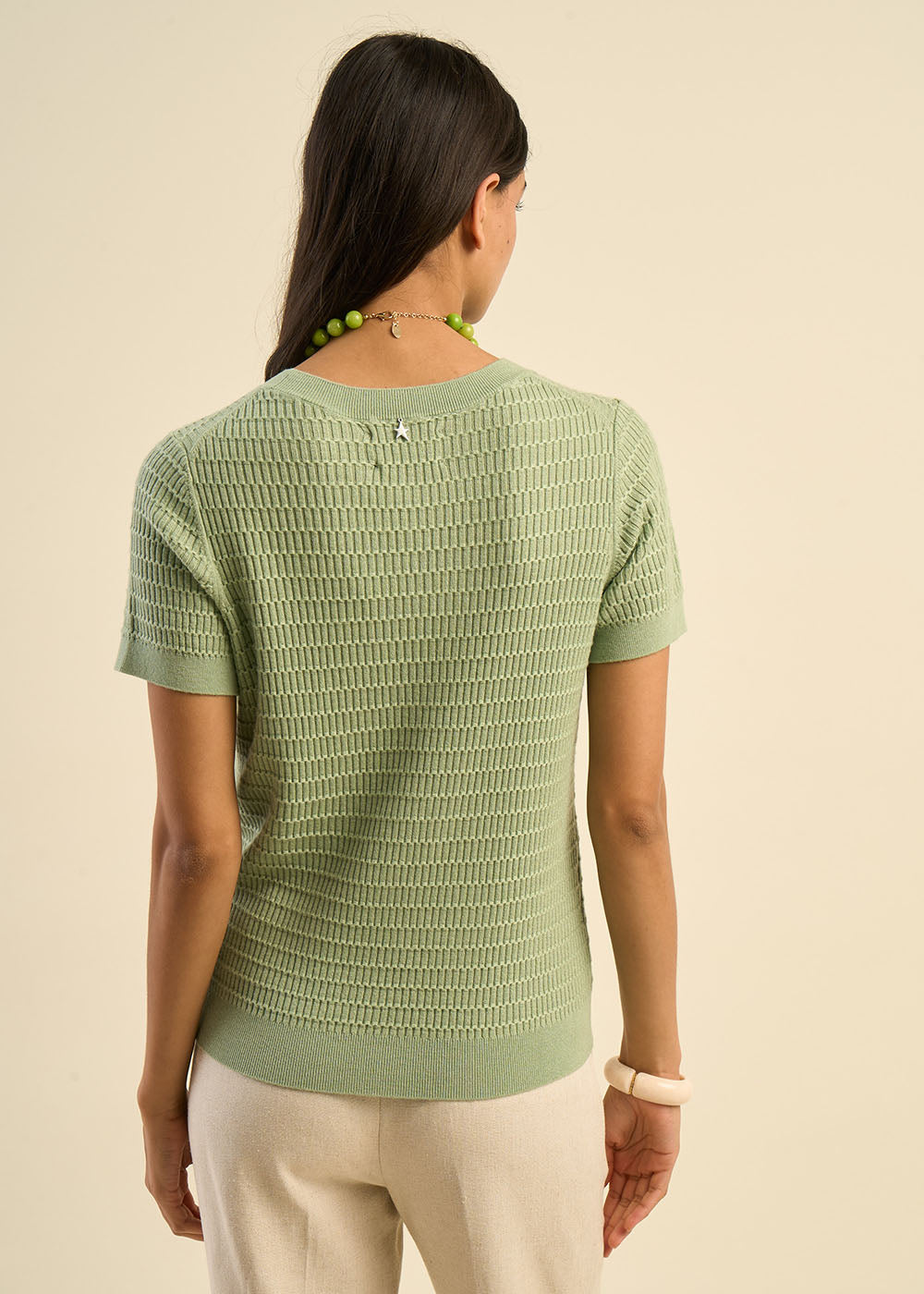 Pull manches courtes à jeu de points