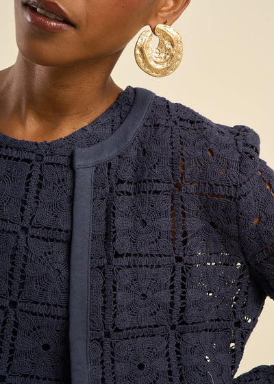 Veste manches longues en dentelle ajourée