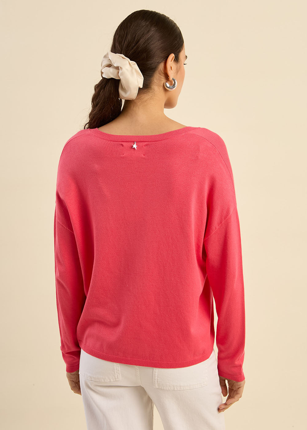 Pull maille fine col V