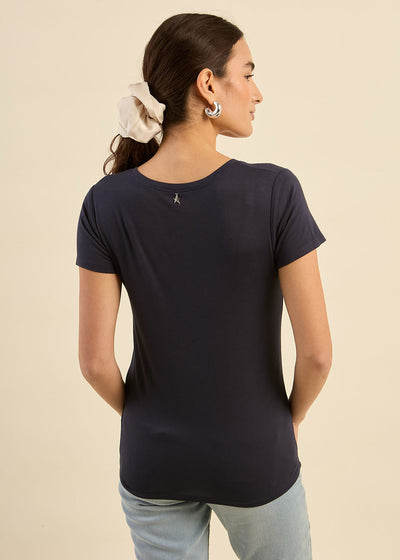 Tee-shirt col V