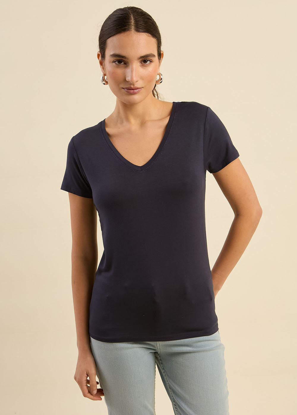 Tee-shirt col V