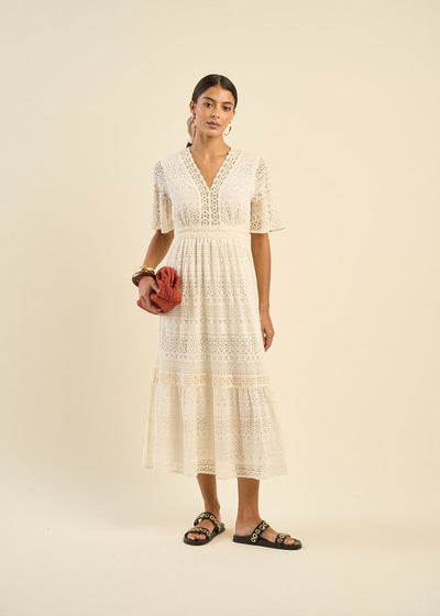Robe longue en dentelle