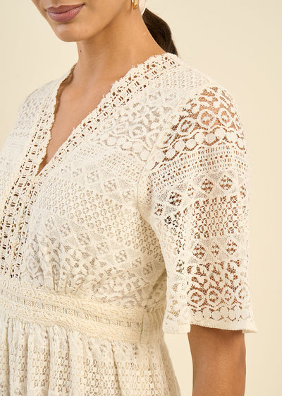 Robe longue en dentelle