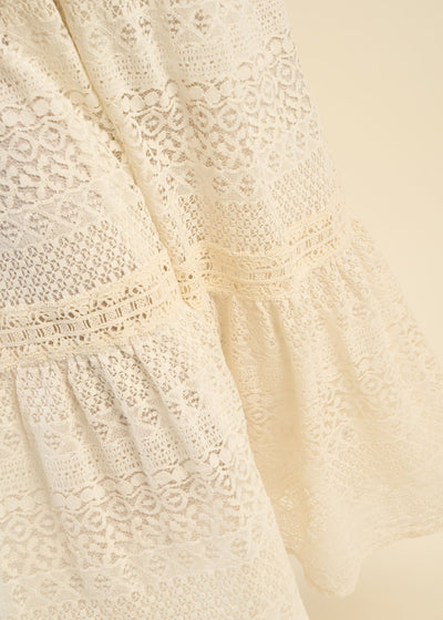 Robe longue en dentelle