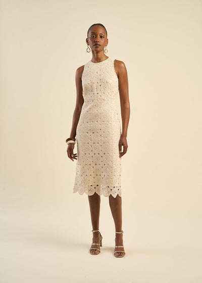 Robe en guipure dos nu
