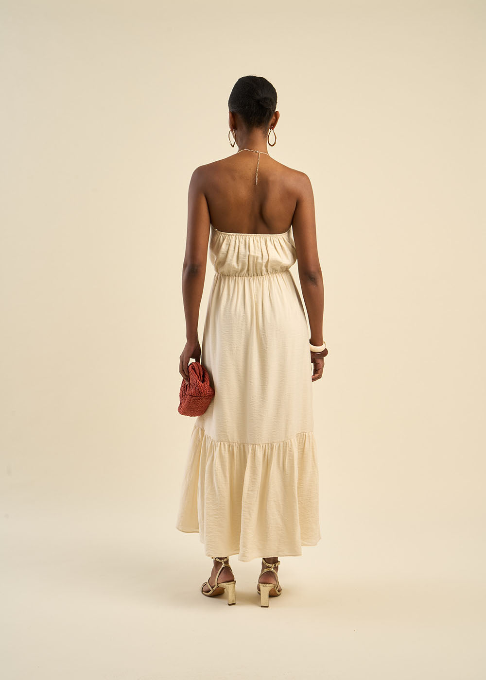 Robe longue bijoux