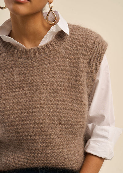 Pull à col rond sans manches détail lurex
