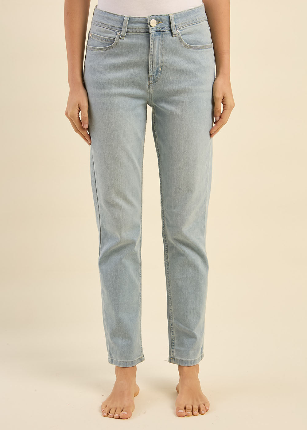 Jean boyfriend à cinq poches