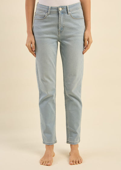 Jean boyfriend à cinq poches