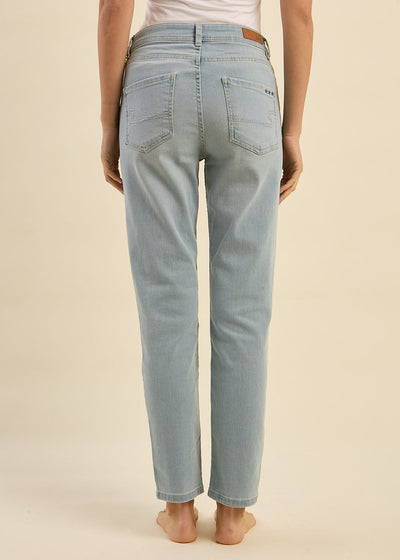 Jean boyfriend à cinq poches