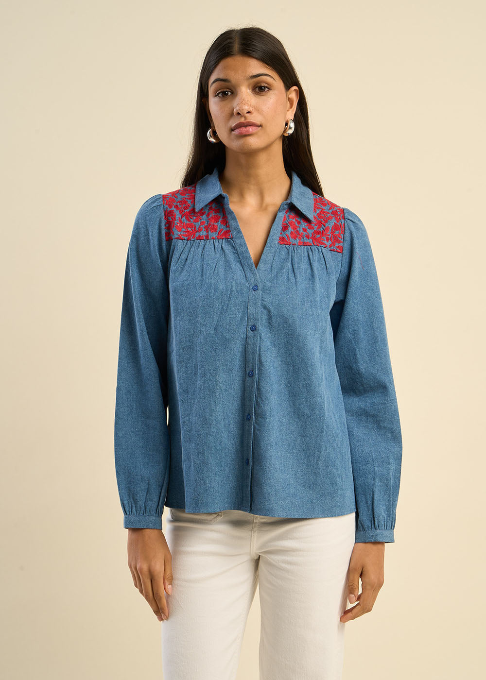 Chemise denim brodée