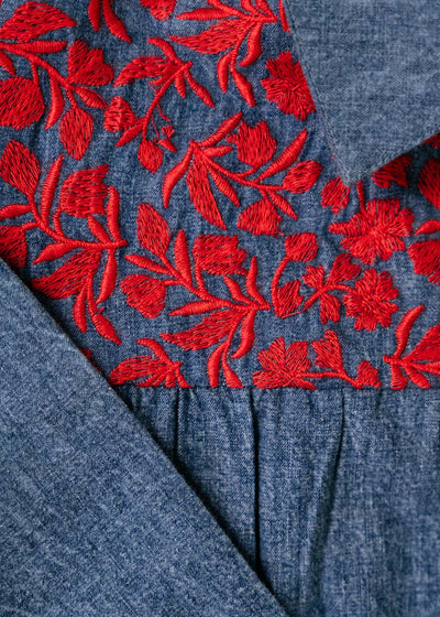 Chemise denim brodée