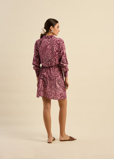 Robe courte à motifs