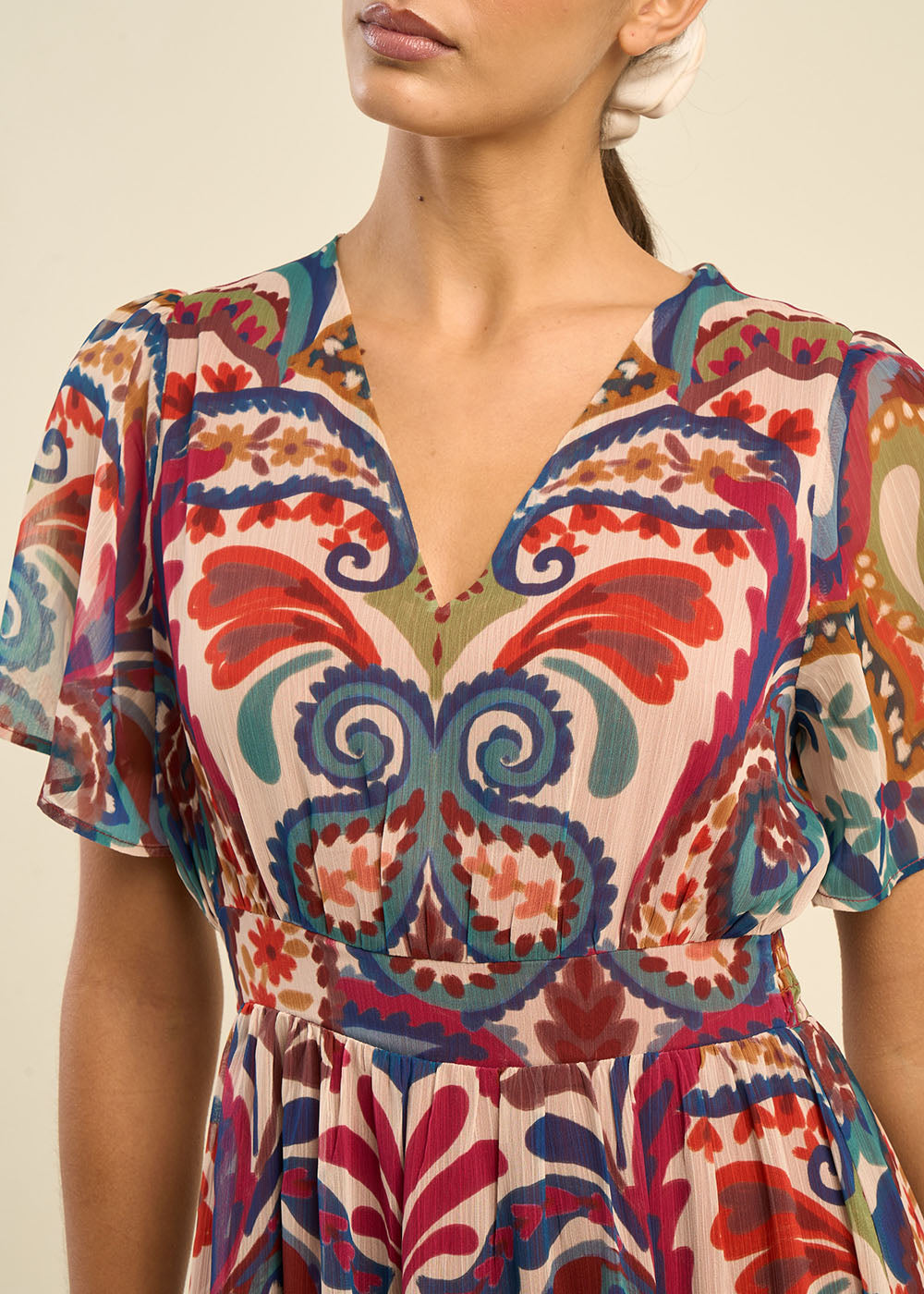 Robe longue décolleté V imprimé multicolore