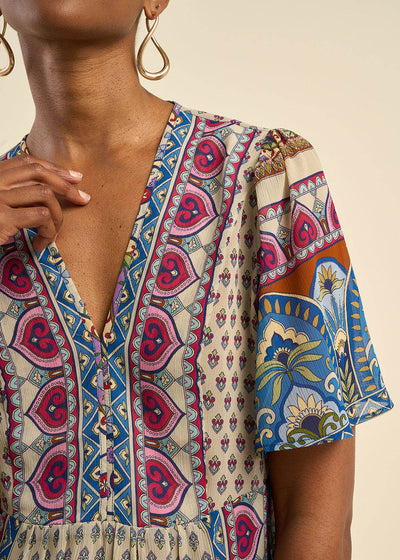 Top fluide imprimé foulard