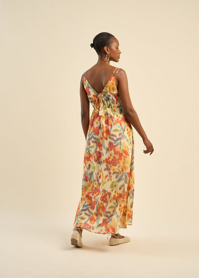 Robe longue à bretelles et motifs multicolores