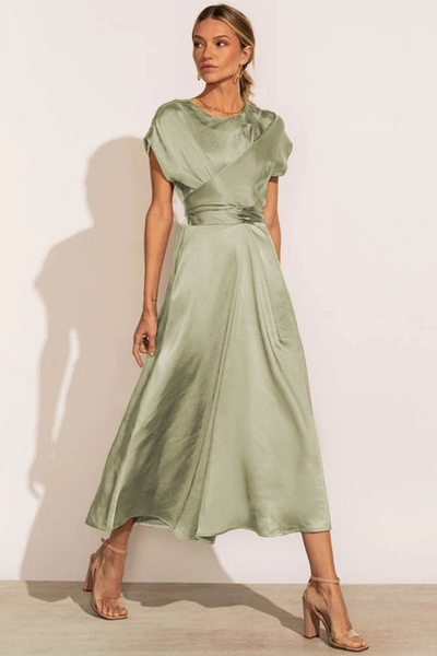 Isabelle - Robe en satin avec drapé croisé et décolleté en V