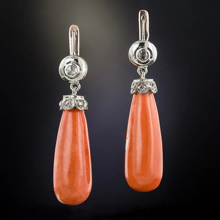 Boucles d'oreilles pendantes en corail antique de Bohème