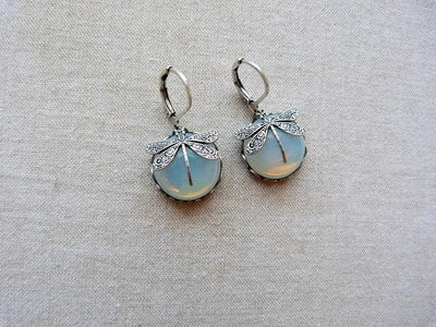 Boucles d'oreilles libellule sphérique en or antique