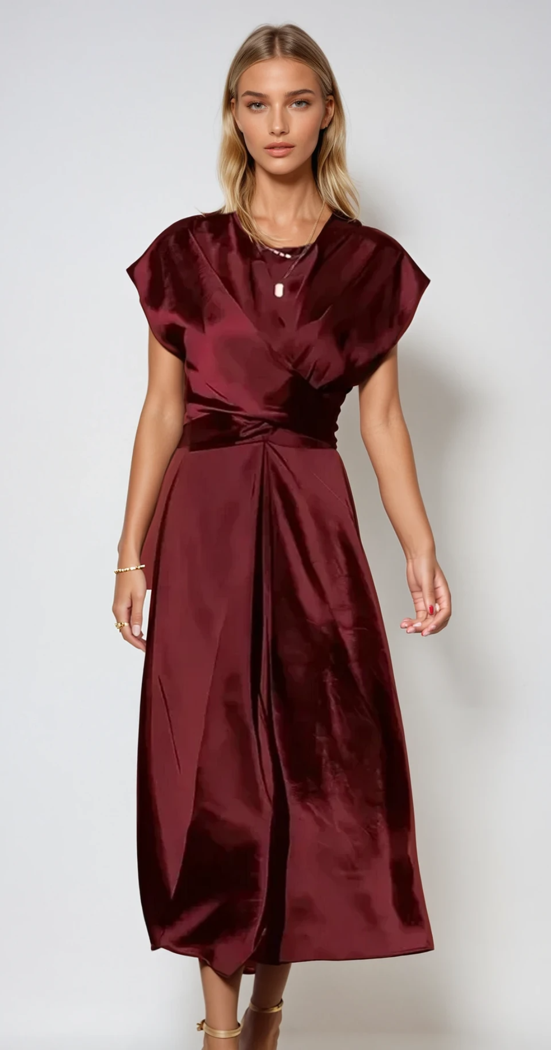 Isabelle - Robe en satin avec drapé croisé et décolleté en V